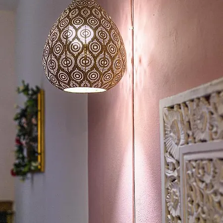 Guest house White & Gold *