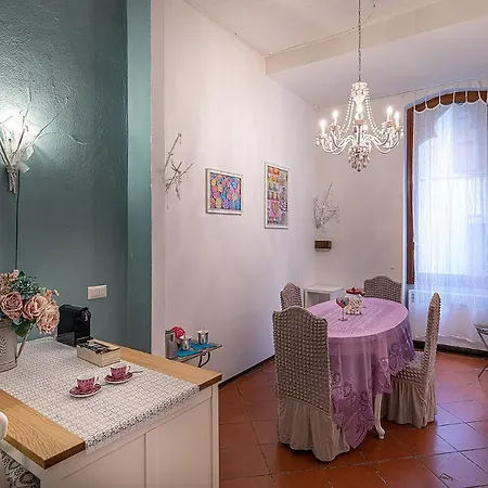 White & Gold 4* Verona